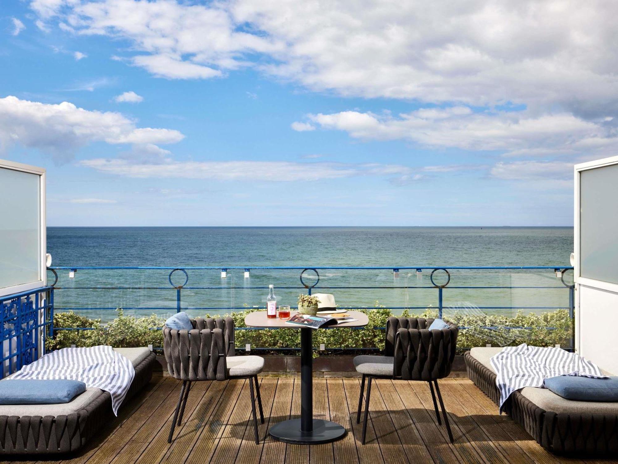 Le Grand Hotel De Cabourg - Mgallery Collection Exterior foto